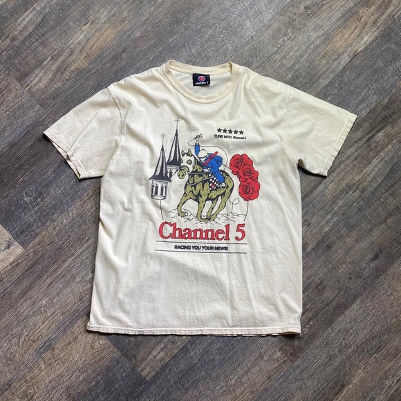 Channel 5 News t-shirt🌐 - Picture 1 of 4
